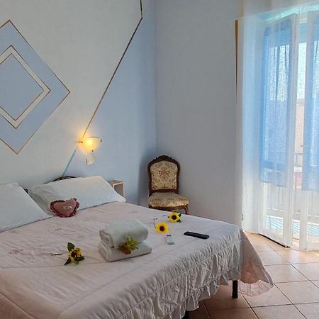 Elisart 2 Bed & Breakfast Alghero Exterior photo